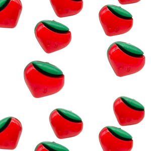 12 pezzi bottoni vintage con gambo a forma di fragola - rosso e verde, 24L (15 mm) / bottoni decorativi per abbigliamento / forniture per cucito e artigianato (C2191)
