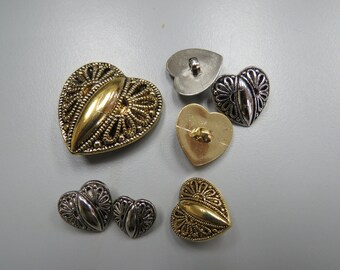 1 Dozen Heart Shaped Ant Gold Vintage Shank Buttons. K1820