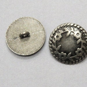 1 Dozen(1 package) Vintage Solid Metal Ant Nickel "Flower" Design Vintage Shank Buttons K4916-32