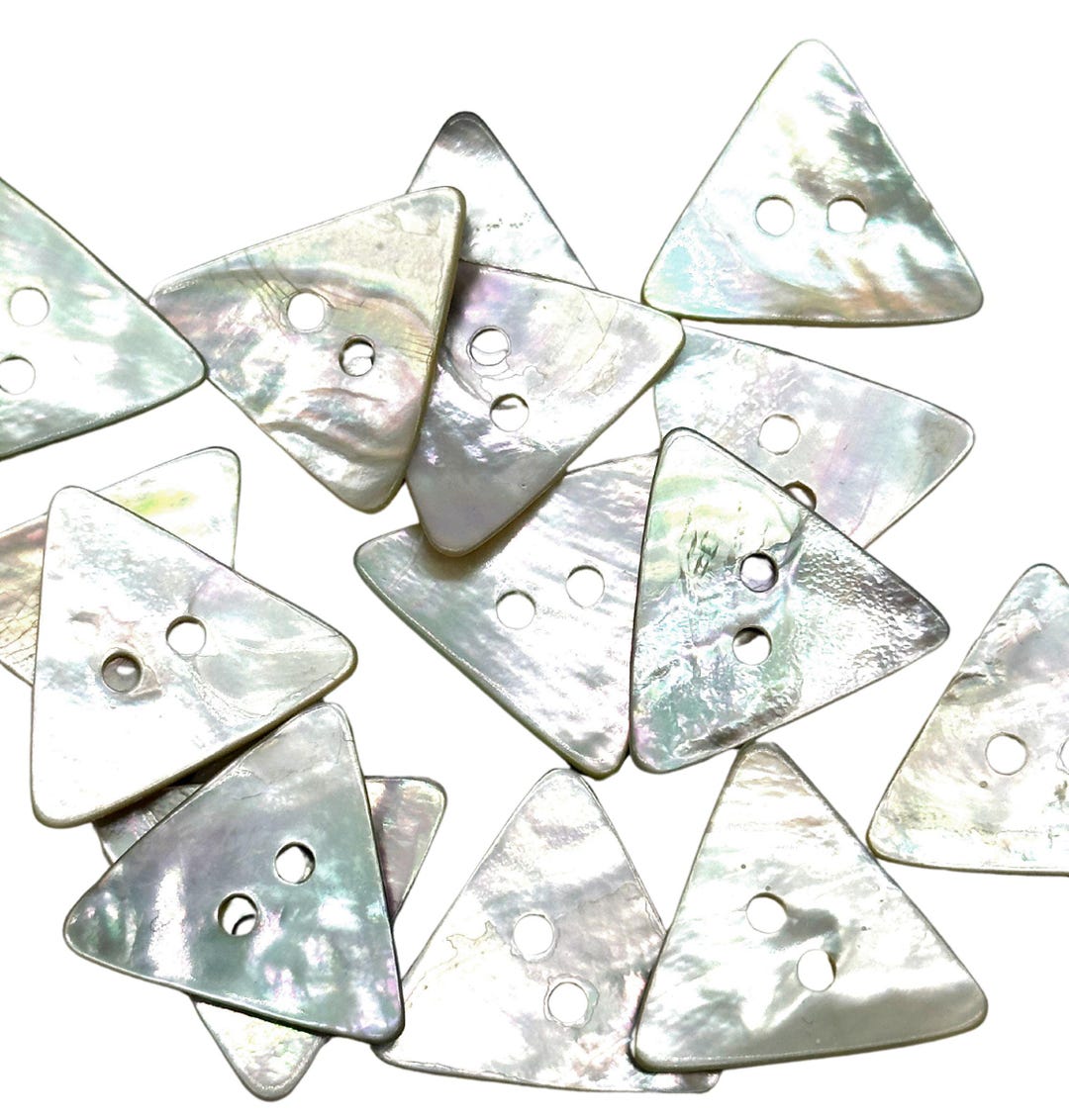 6 Vintage Agoya Shell Buttons: Triangle Pearl Buttons (23mm) - Etsy