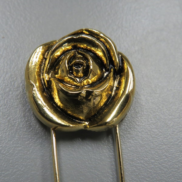 2 Pins(1 package)  Ant Gold Rose Vintage Decorative Safety Pins - ABS Plated - B5192 measures 2 5/8" long