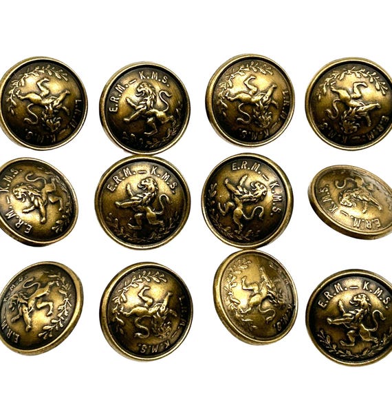 ヴィンテージミリタリーボタン：ロイヤルアカデミーライオンデザイン