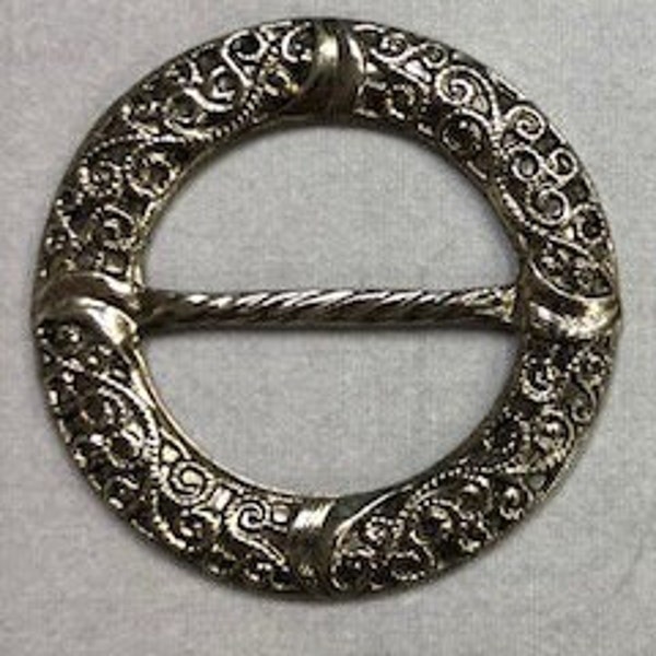 1 Buckle(1 package) Vintage Decorative Metal Buckle B3343 Size is : Outside Diameter 55mm (2.165") Inside Diameter 35mm (1.377")