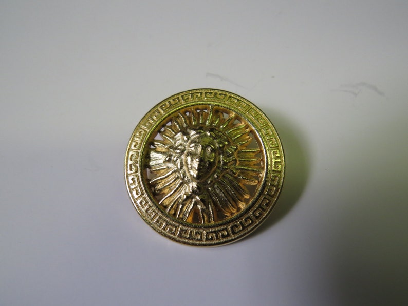One Package 6 Buttons Medusa Head Gold Vintage Metal Shank Etsy