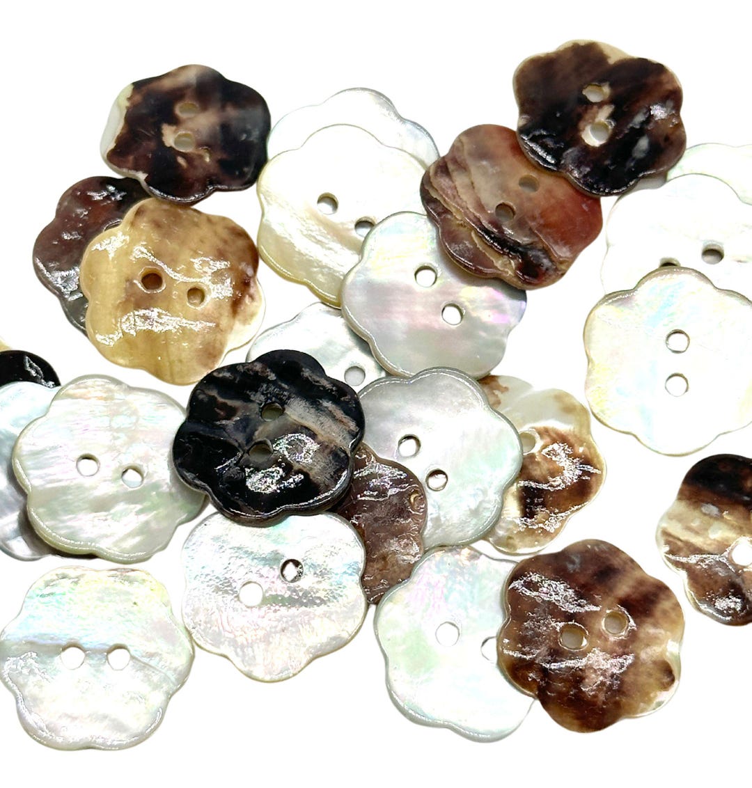 12 Pcs Vintage 2-hole Agoya Shell Flower Design Buttons | Natural Pearl ...