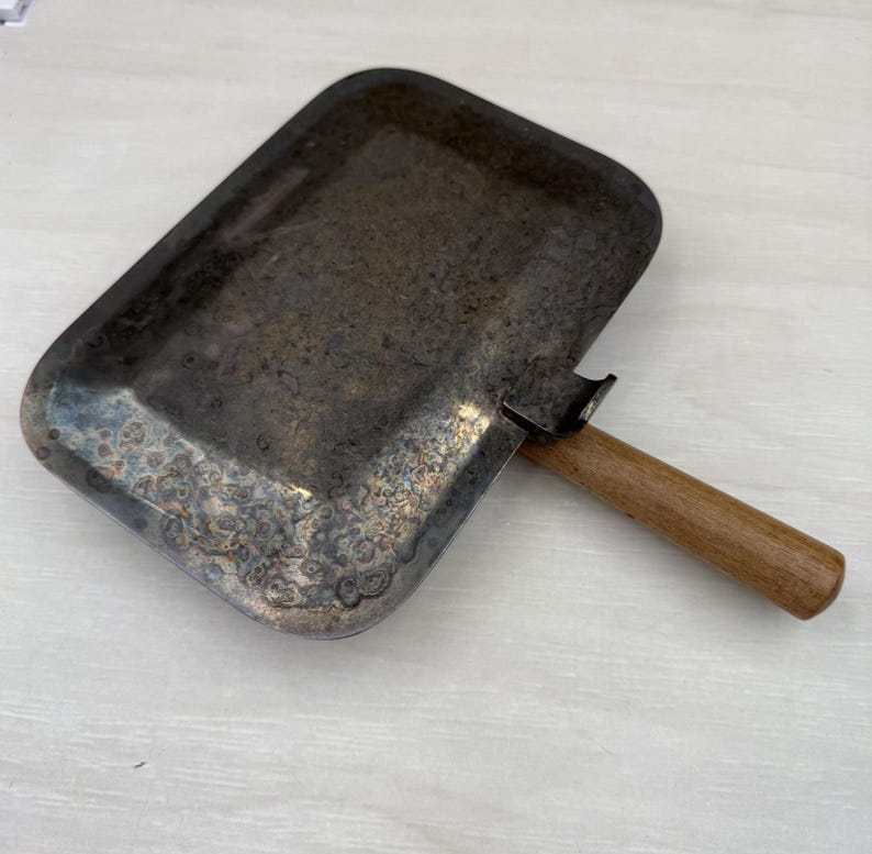 Vintage DJ EPNS Japan Silent Butler Pan with Lid and Wood Handle image 1