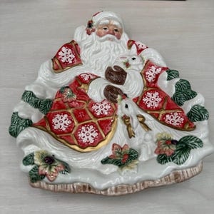 Vintage 1996 Fitz and Floyd Classics Father Noel Santa Canape Plate