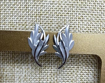 DCE Curtis Sterling Silver Leaf Screw Back Earrings Vintage Jewelry