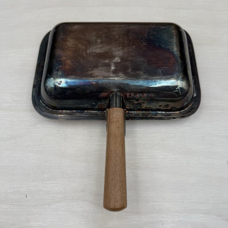 Vintage DJ EPNS Japan Silent Butler Pan with Lid and Wood Handle image 4
