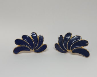 Vintage Art-Déco-Ohrringe, marineblaue Emaille, vergoldete Clipon-Fächerflügel-Ohrringe