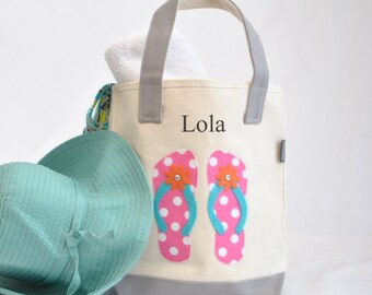 pool party flip flops