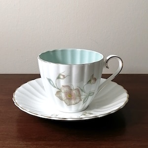 Susie Cooper Wild Rose Tasse mit Unterteller