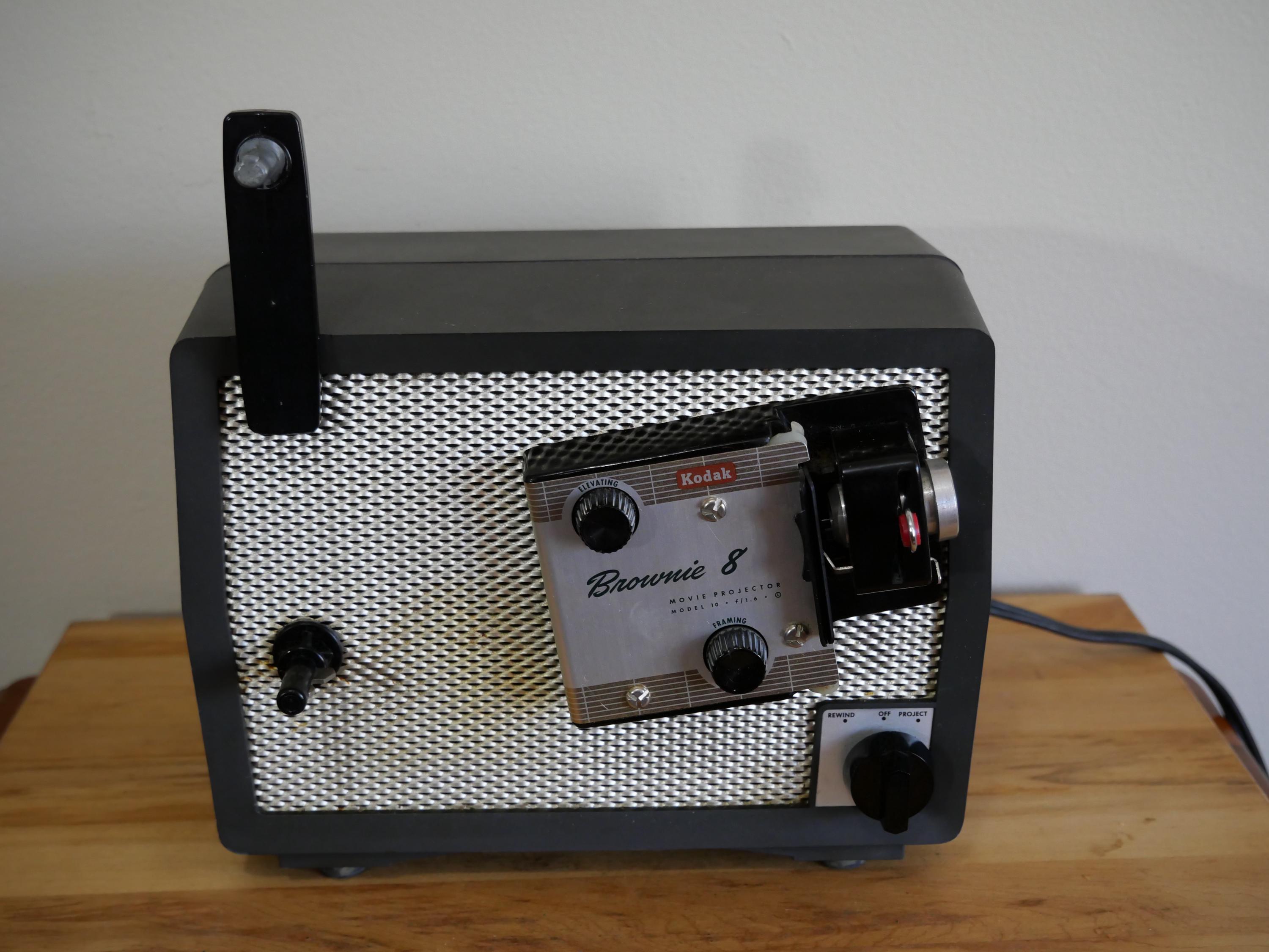 Brownie 8mm Movie Projector - Etsy Canada