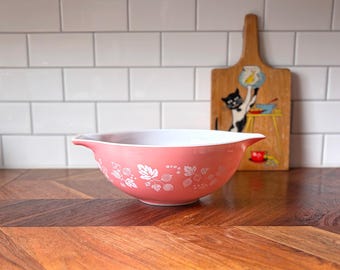 Vintage Pyrex Pink Gooseberry Cinderella Bowl  #444