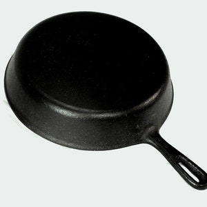 Vintage Cast Iron Skillet Fryer Pan Unmarked Wagner