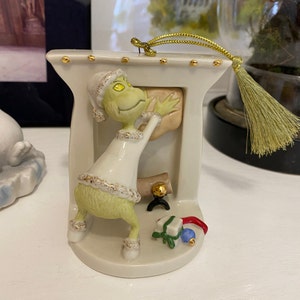 2021 Lenox Gift Stealing Grinch Christmas Ornament (No Box 95% NEW)