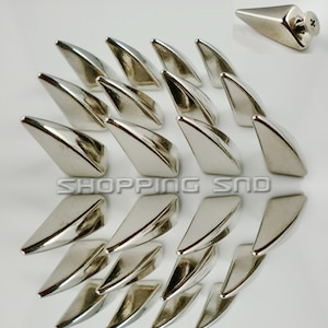 Zilveren 17mm Dragon Claw Spikes / / reus Spikes / / Screwback metaal klauw Spikes / / vierkante basis Spikes en hengsten / / Leathercraft accessoires