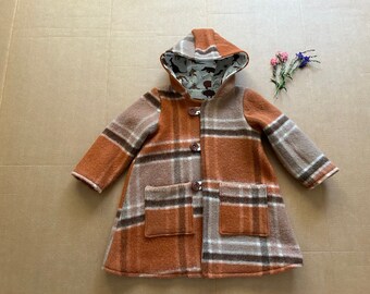 Size:3, Vintage Blanket Jacket with Hood, Up-Cycled, Australian Animals