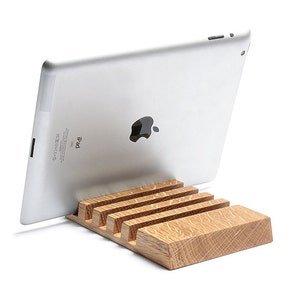 Wooden Multiple Charging Station for iPad, iPhone, Kindle, Galaxy Tab Holds up to 5 Devices, Engraving and Personalization available image 2