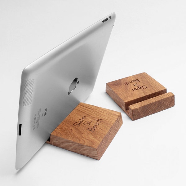 Personalized Wooden iPad Stand - Square Holder in Natural Oak Wood