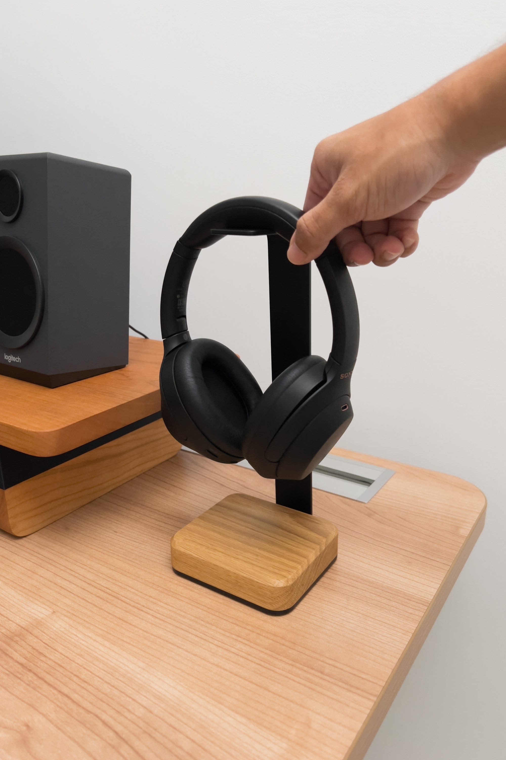 Wood Headphone Stand Oak Walnut Wood and Black Steel Headphone