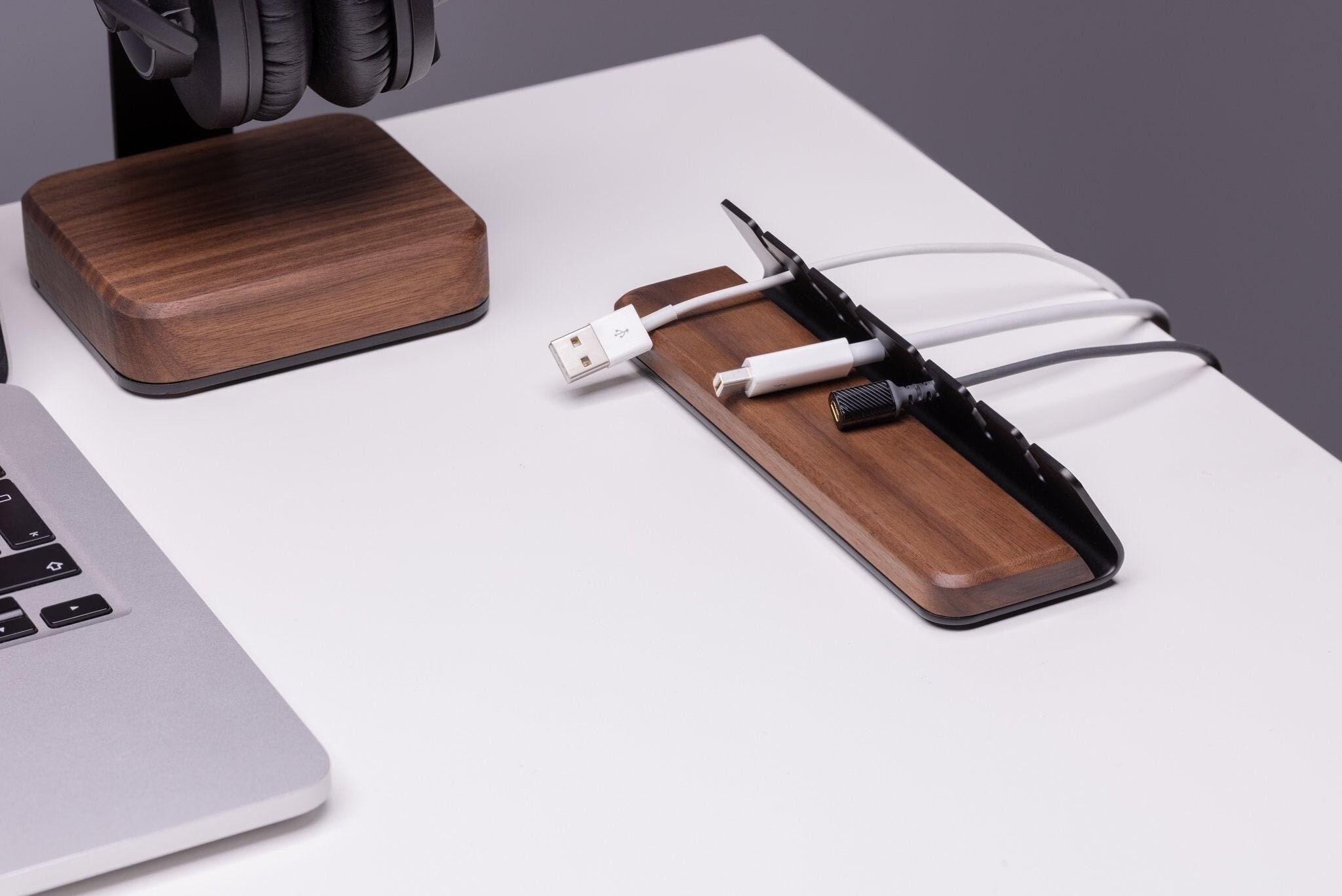 Wood Cable Organizer Box Minimalist, Cable Management Box Wood, Desk Cord  Organizer, Steel and Wooden Cord Organizer, Desk Cable Holder 