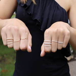 Anelli con perline impilabili • Anelli con perline impilabili in oro 14 carati o argento sterling • Beaucoupdebeads • B298