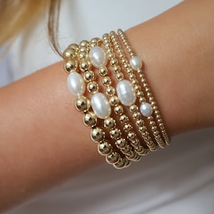 14K Gold Filled Bracelets With AAA Quality Freshwater Pearls, Gold filled Beaded Bracelets, Stretch Bracelets, Non-Tarnish Jewelry • B063