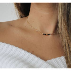 Schwarze Perlen Gold Halskette • Zierliche Goldnugget Halskette • Minimalistische Gold Halskette • Freund Geschenk • Geschenk für Teenager • Schwarze Perlen Halskette •B215