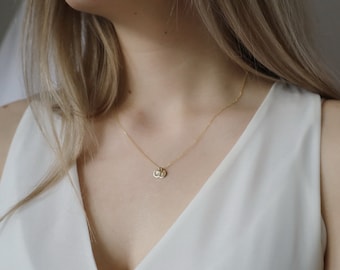 Collar con inicial de oro macizo de 14 quilates: Colgante con letra personalizada • B322