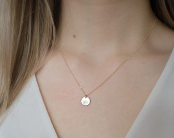 Collar con inicial de oro macizo de 14 quilates: Colgante personalizado • B323