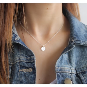 Collier initiales en argent sterling • bijoux personnalisés • Collier initiales en argent sterling • initiales disque • collier disque • disque en argent B074