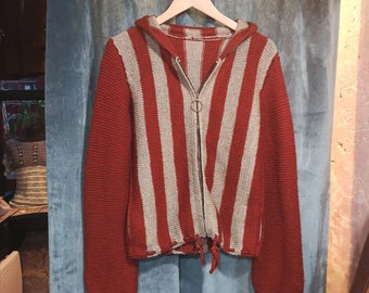 Gilet à capuche 90's en laine, tricoté main (TM)
