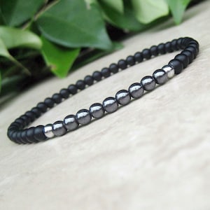 Fidget Bracelet, 4mm Hematite & Black Onyx Slim Bracelet, Healing Strength Minimalist Anti Stress Bracelet, Stacking Bracelet, Men&#39;s Woman&#39;s