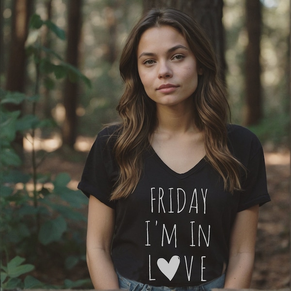 Friday I'm in Love shirt Oversized Slouchy V Neck tShirt Tee, song lyrics, 90's music