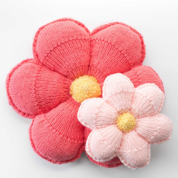 Flower Pillow KNITTING PATTERNS / Knit Flower Pattern /  Flower Knitting Pattern