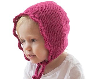 Scalloped Edge Baby Bonnet KNITTING PATTERN / Baby Bonnet Pattern/Bonnet Baby Girl/Knit Scalloped Edge/Scalloped Baby Hat/Eyelet Baby Bonnet