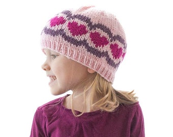 Scalloped Heart Hat KNITTING PATTERN / Heart Hat Pattern / Heart Knitting Pattern / Heart Baby Hat Pattern