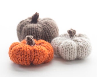 Little Pumpkin KNITTING PATTERN / Knit Pumpkin Pattern / DIY Fall Decor Pattern / Pumpkin Decor Knitting Pattern