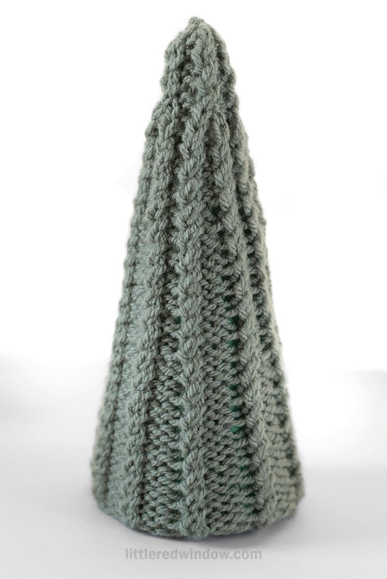 Cabled Christmas Trees KNITTING PATTERN / Knit Tree Pattern - Etsy