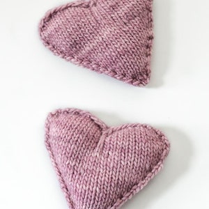 Heart Shaped Handwarmer KNITTING PATTERN / Knit Heart Shape Pattern / Knit Sachet Pattern / Pocket Hand Warmer Knitting Pattern image 2