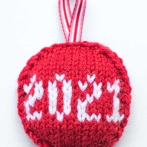 Yearly Date Ornament KNITTING PATTERN / Knit Ornament Pattern/ Christmas Ornament with Date Knitting Pattern / image 5
