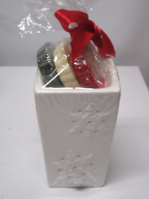 Yankee Candle White Ceramic Snowflake Tart Burner Gift Set 