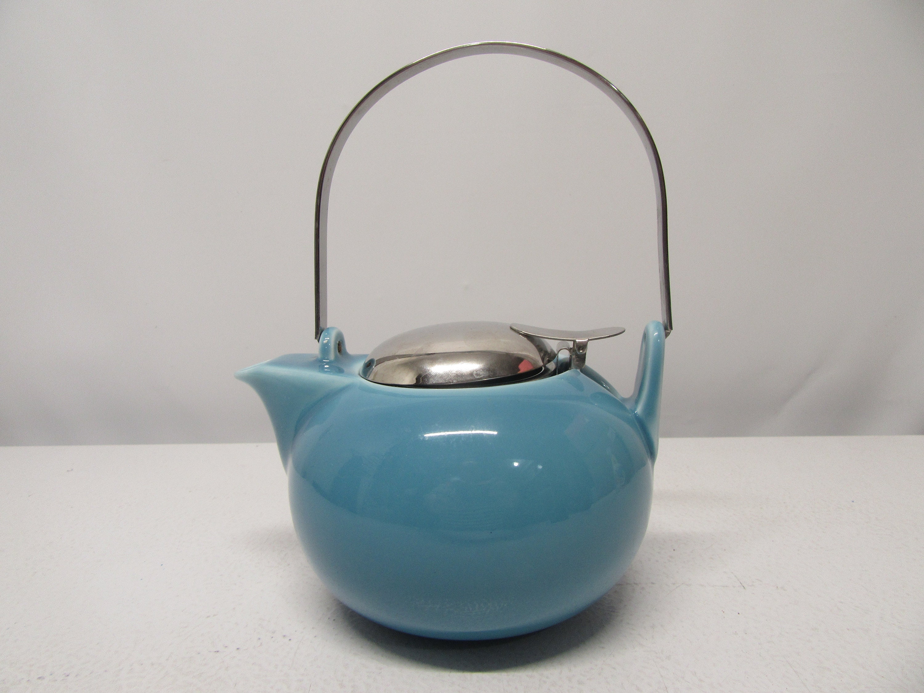 Cuisinart Porcelain Enamel on Steel Teakettles PerfecTemp® Teakettle 