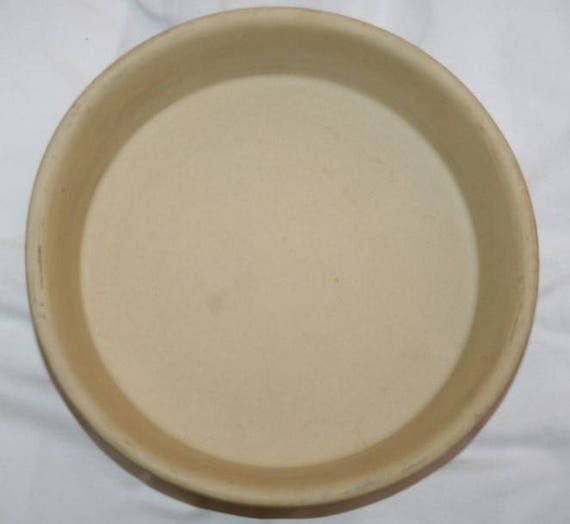 Stoneware Cake Pan 