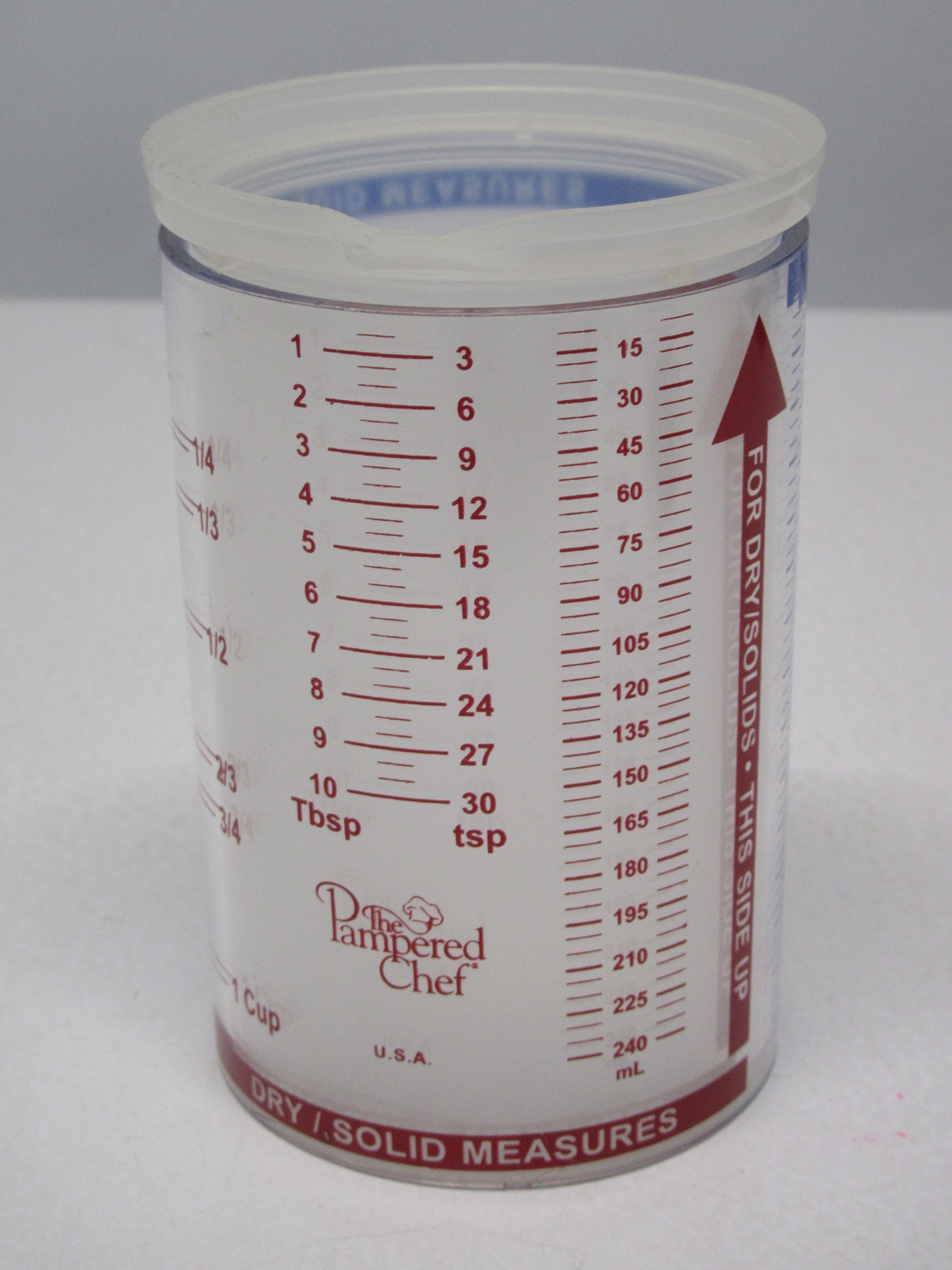 REDUCED**Pampered Chef MINI MEASURE-ALL Cup