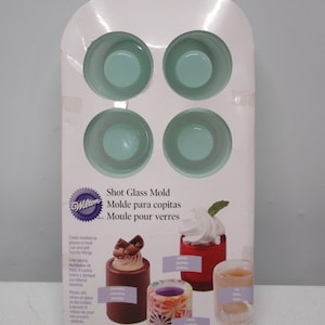 Wilton Silicone Shot Mold 8 Cavity Round