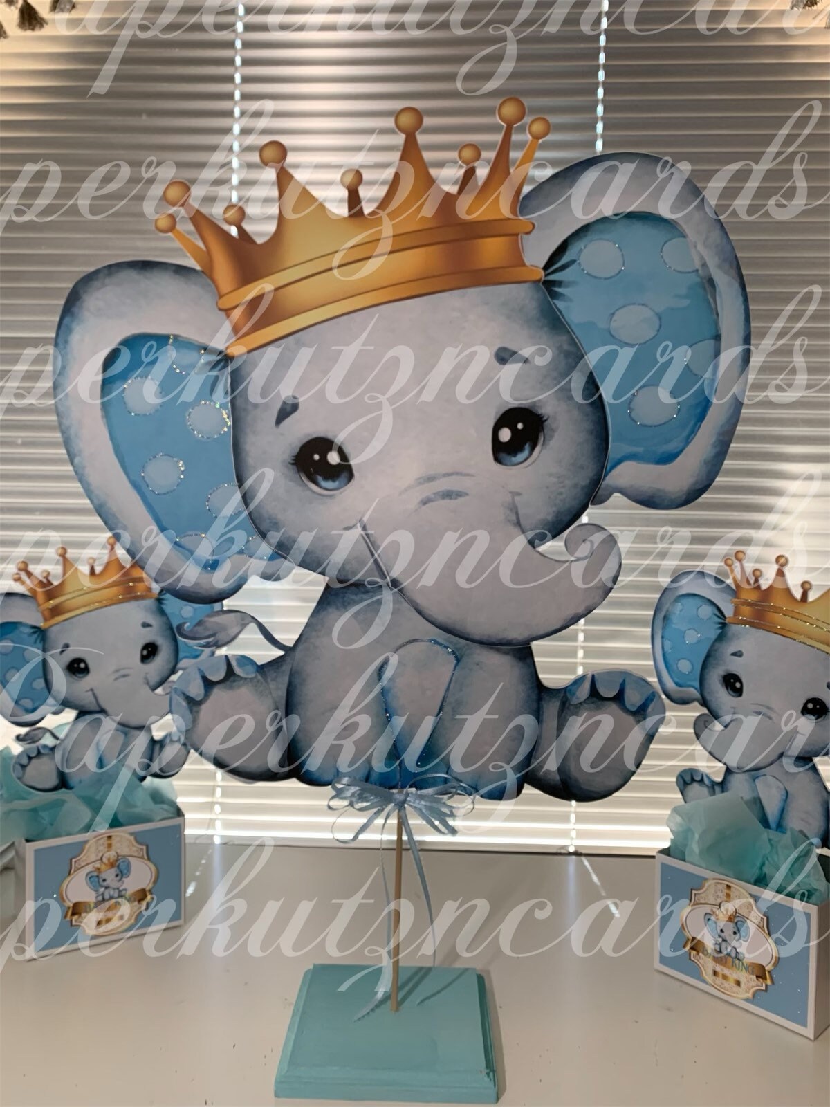 Baby elephant centerpiece for a boy king peanuts