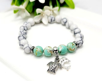 Turtle and Dolphin Charm Bracelet / Green Shell Bead Bracelet / Animal Charm Bracelet / Tropical Bracelet