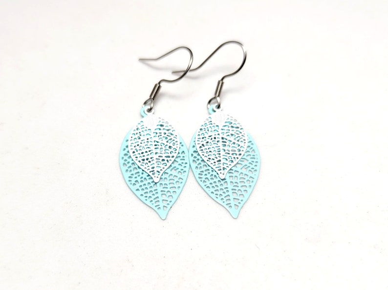 Filigree Earrings, Blue and White Teardrop Filigree Earrings, Boho Earrings image 5